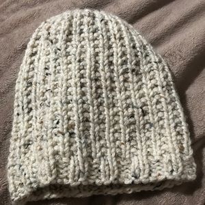 Regular messy bun hat